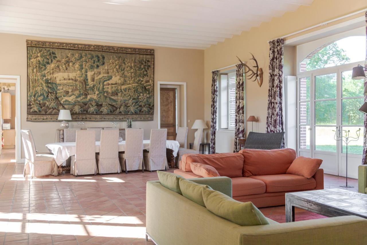 Domaine De La Trigaliere Villa Ambillou Dış mekan fotoğraf